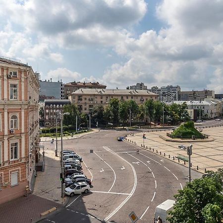 View On Sofievskaya Square Leilighet Kiev Eksteriør bilde